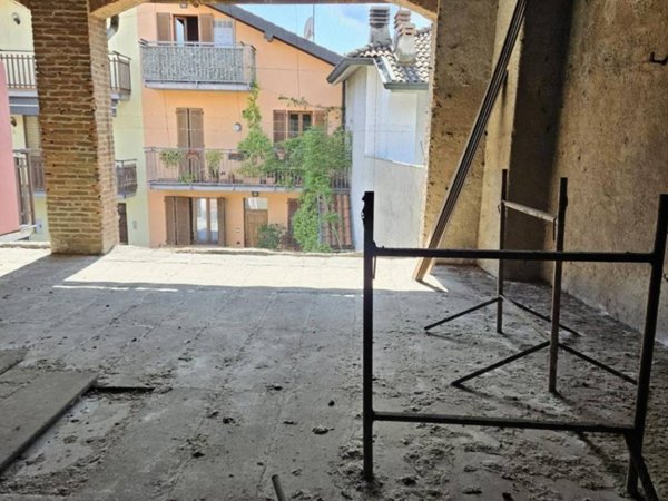 casa indipendente in vendita a Cermenate