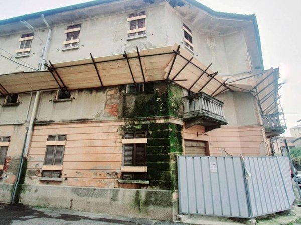 rudere in vendita a Cermenate