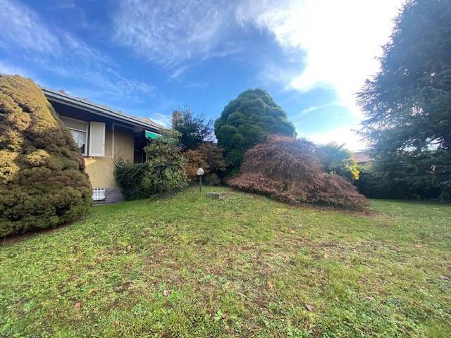 casa indipendente in vendita a Cermenate