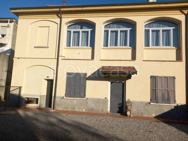 appartamento in vendita a Cermenate