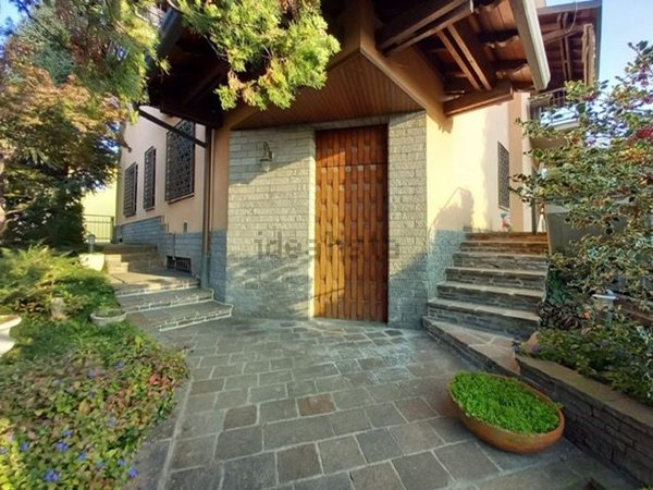 appartamento in vendita a Cermenate