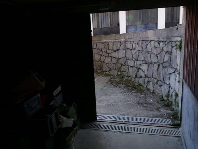 locale commerciale in vendita a Cermenate