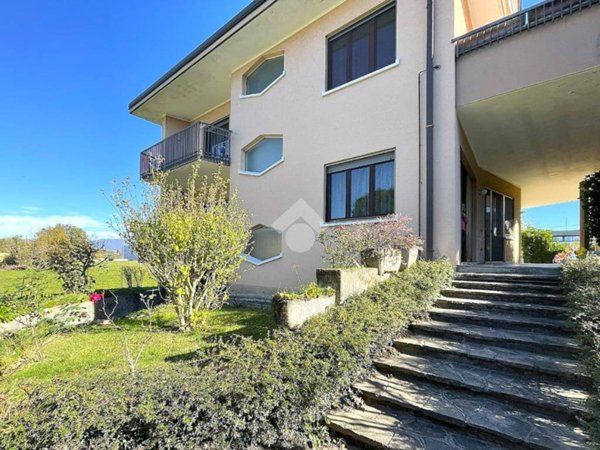 casa indipendente in vendita a Cermenate