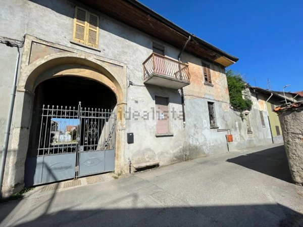casa indipendente in vendita a Cermenate