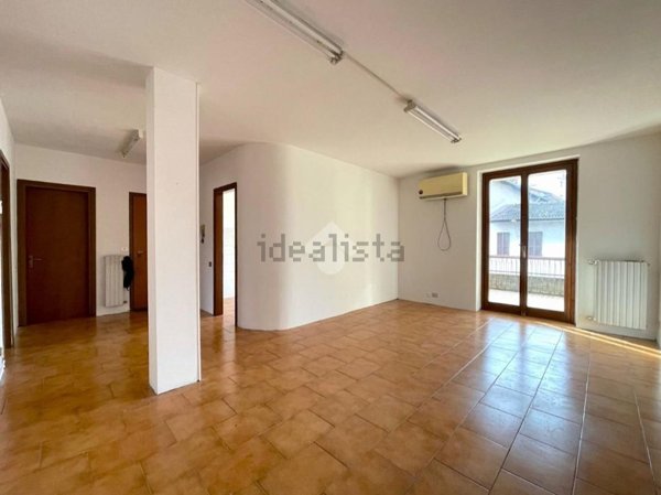 appartamento in vendita a Cermenate