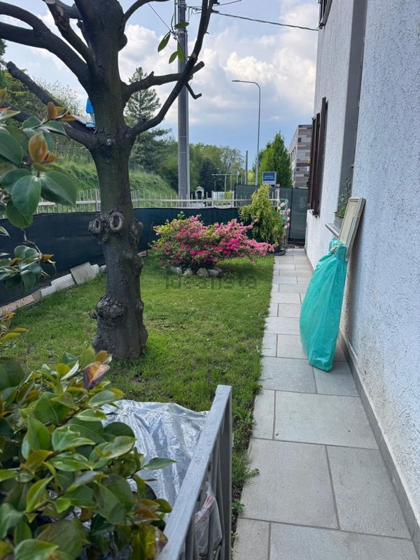 casa indipendente in vendita a Cermenate