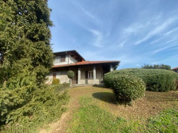 appartamento in vendita a Cermenate