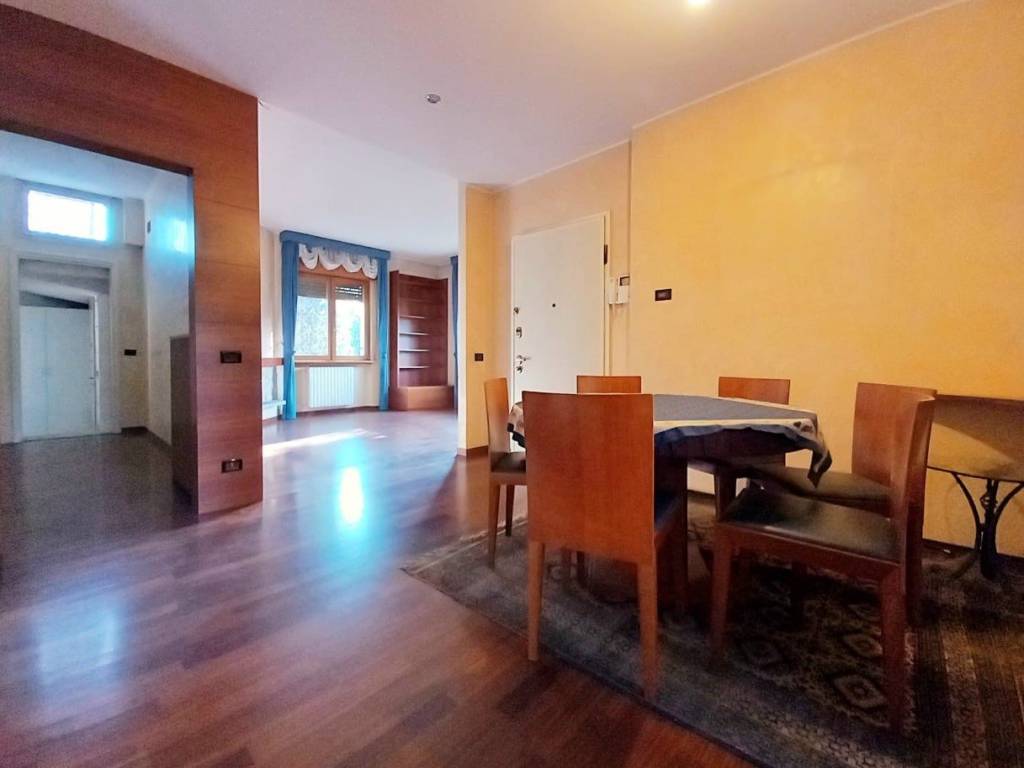 casa indipendente in vendita a Cermenate