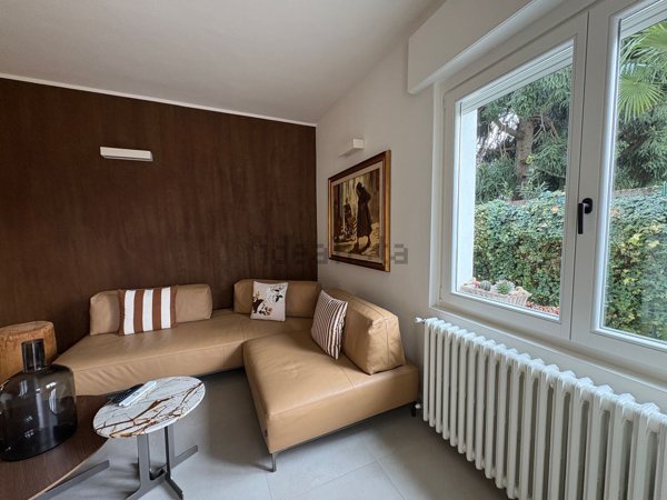 casa indipendente in vendita a Cermenate