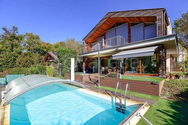 casa indipendente in vendita a Cermenate in zona Montesordo