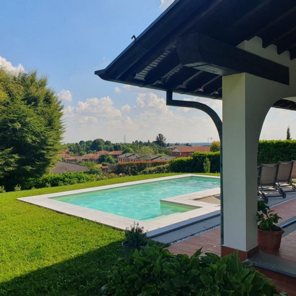 casa indipendente in vendita a Cermenate