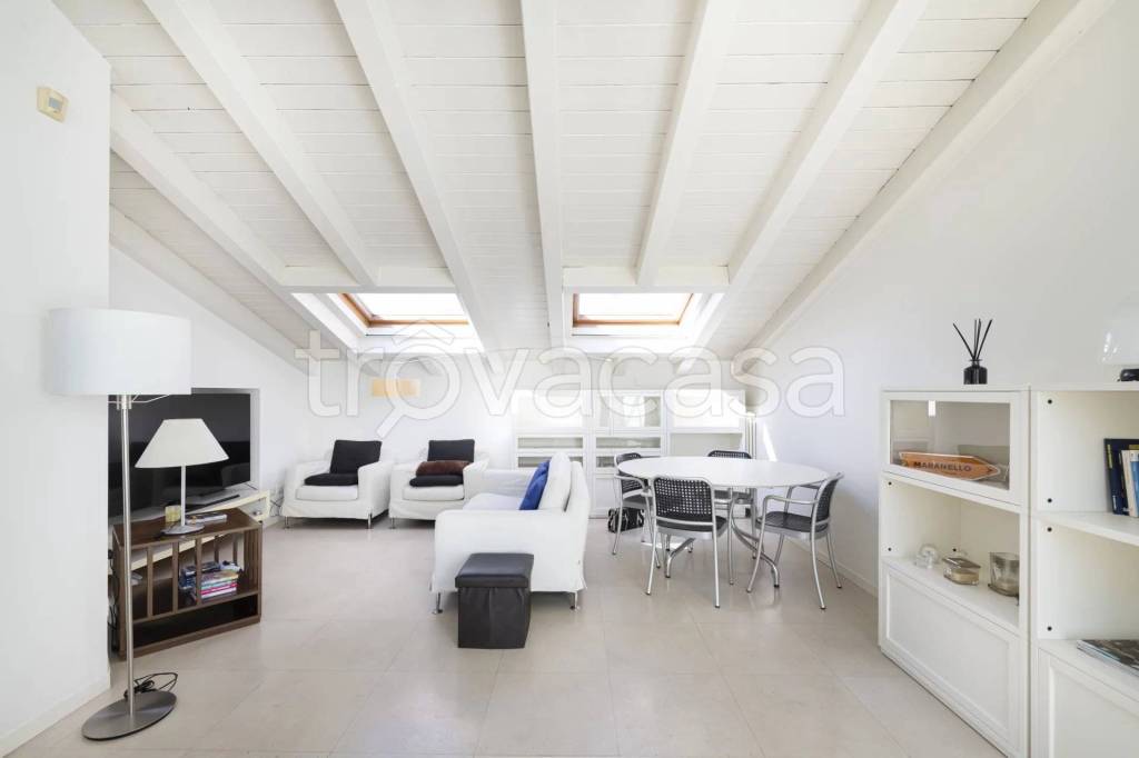 appartamento in vendita a Cermenate