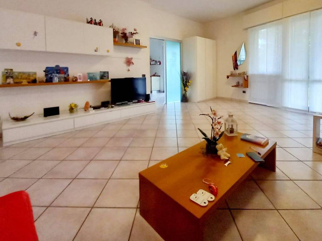 casa indipendente in vendita a Cermenate