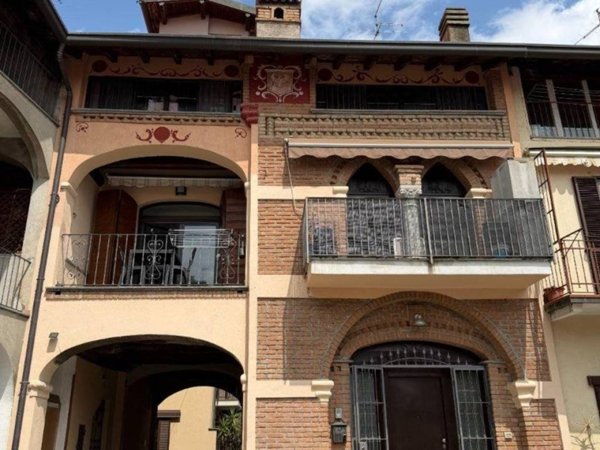 casa indipendente in vendita a Cermenate