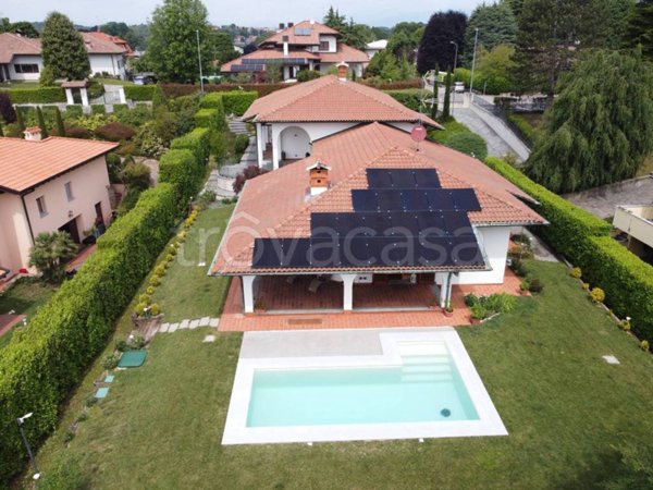 casa indipendente in vendita a Cermenate in zona Asnago