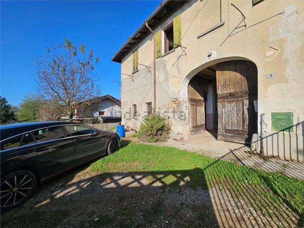 casale in vendita a Cermenate in zona Montesordo