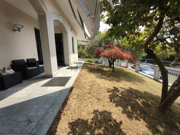 casa indipendente in vendita a Cermenate in zona Montesordo
