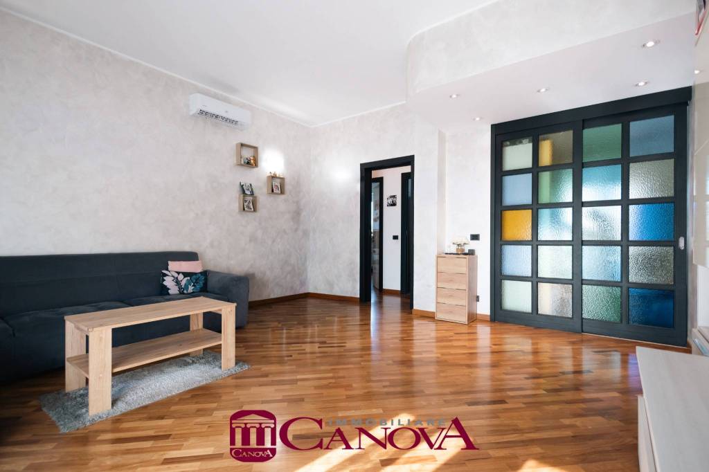 appartamento in vendita a Cermenate