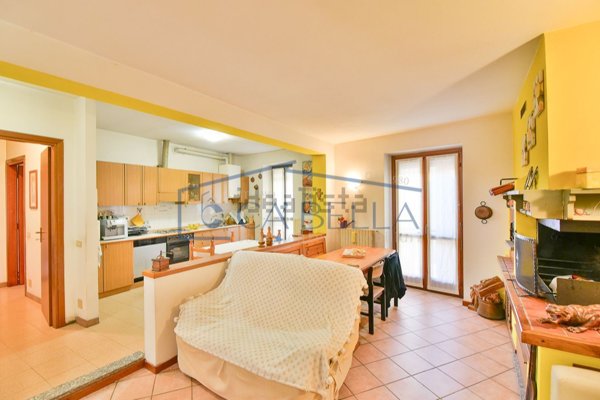 appartamento in vendita a Cermenate in zona Asnago
