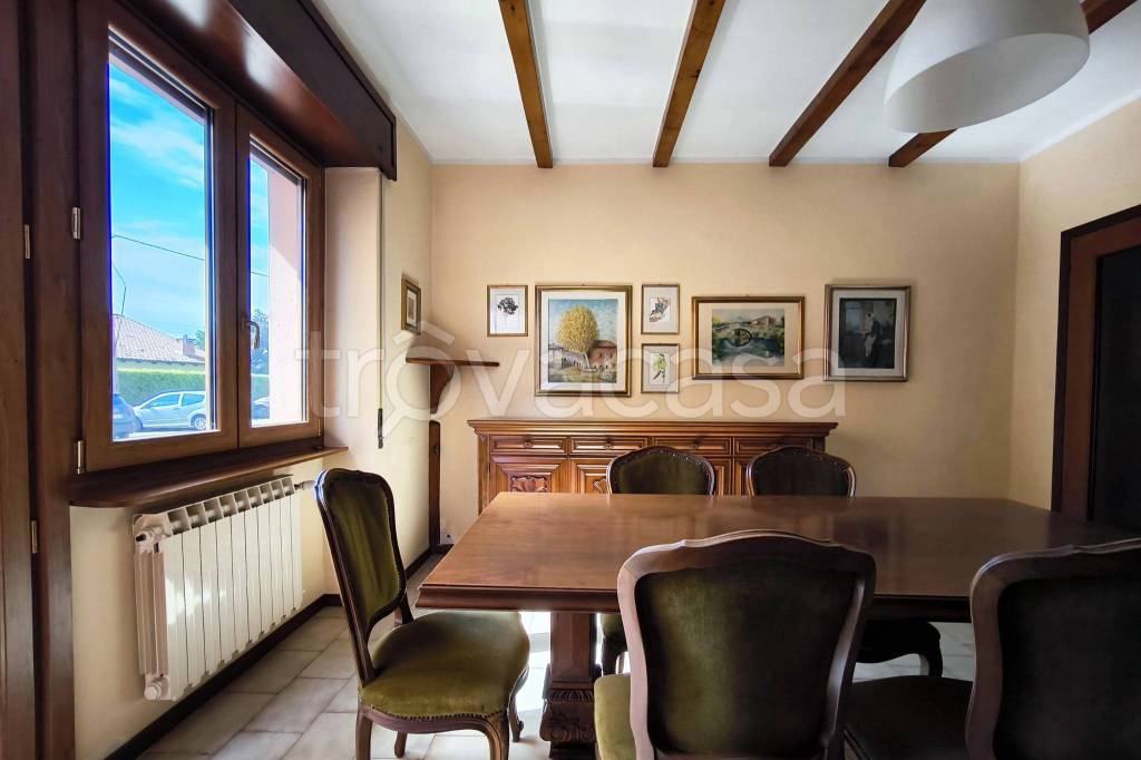 casa indipendente in vendita a Cermenate in zona Montesordo