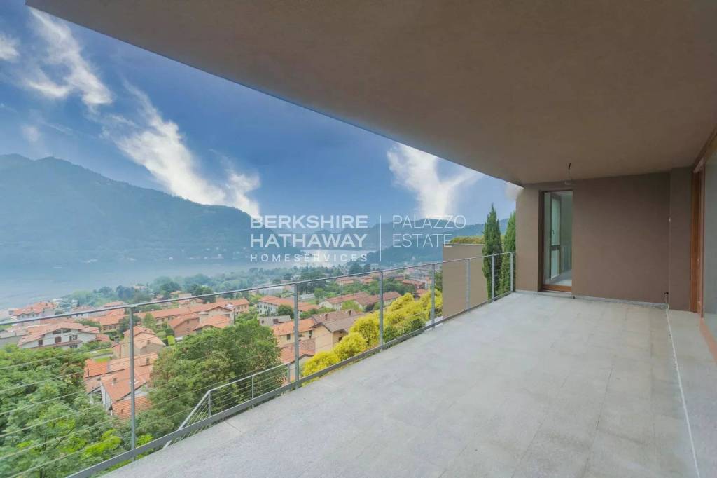 casa indipendente in vendita a Cernobbio in zona Rovenna
