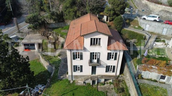 casa indipendente in vendita a Cernobbio