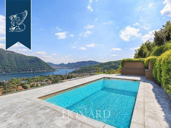 casa indipendente in vendita a Cernobbio