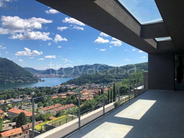 casa indipendente in vendita a Cernobbio