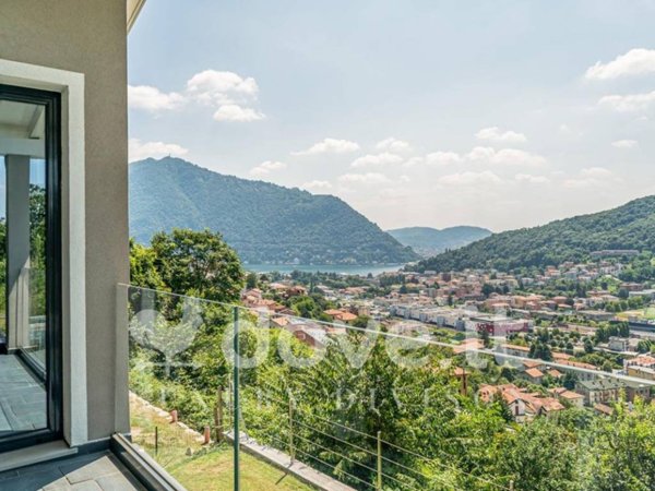 casa indipendente in vendita a Cernobbio