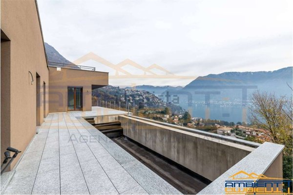 casa indipendente in vendita a Cernobbio