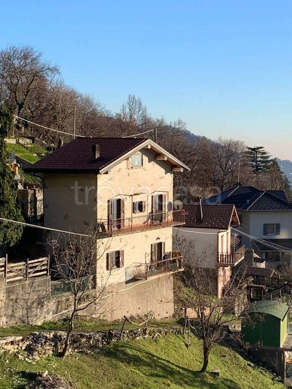 casa indipendente in vendita a Cernobbio