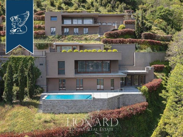 casa indipendente in vendita a Cernobbio