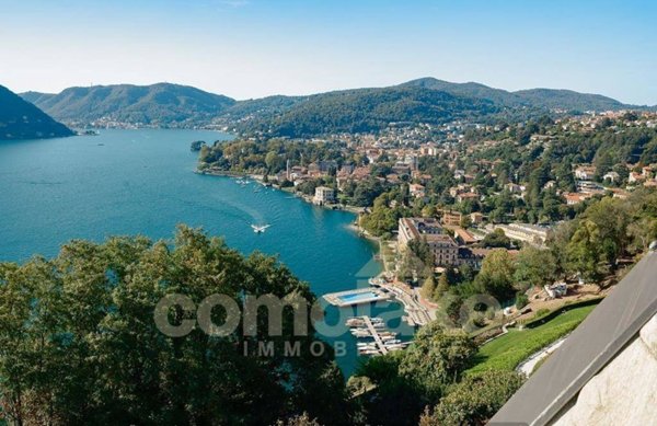 appartamento in vendita a Cernobbio