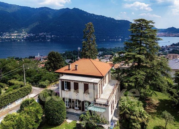 casa indipendente in vendita a Cernobbio