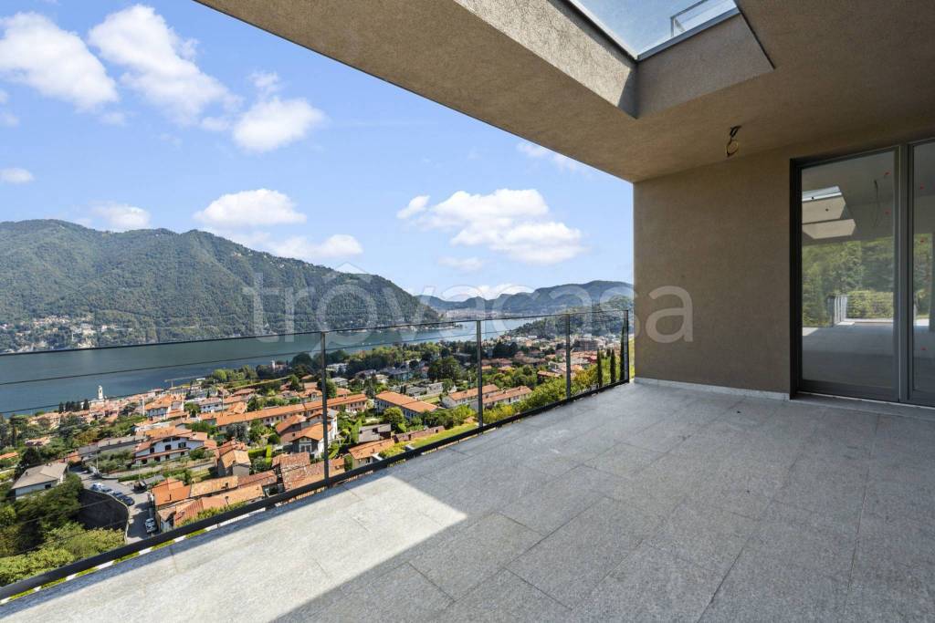 casa indipendente in vendita a Cernobbio