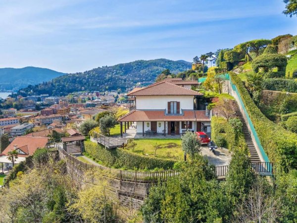 casa indipendente in vendita a Cernobbio