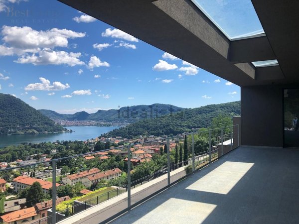 casa indipendente in vendita a Cernobbio