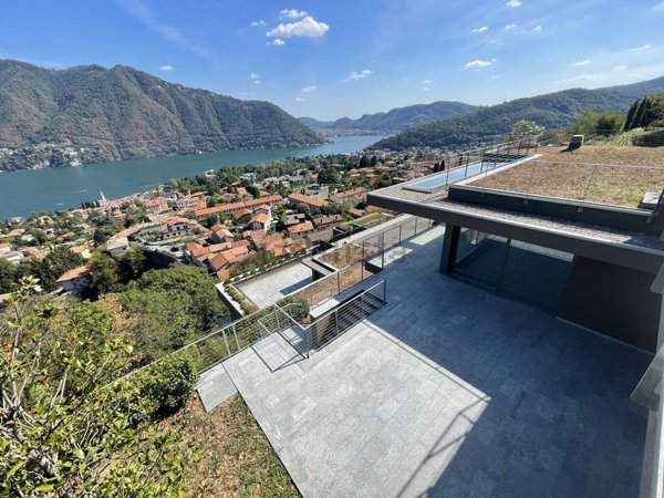 casa indipendente in vendita a Cernobbio