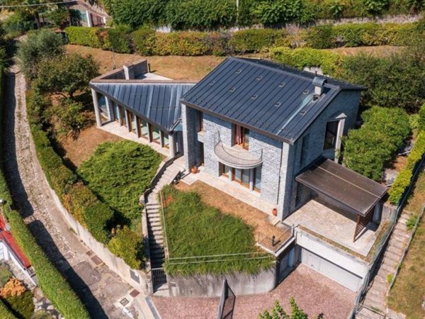 casa indipendente in vendita a Cernobbio