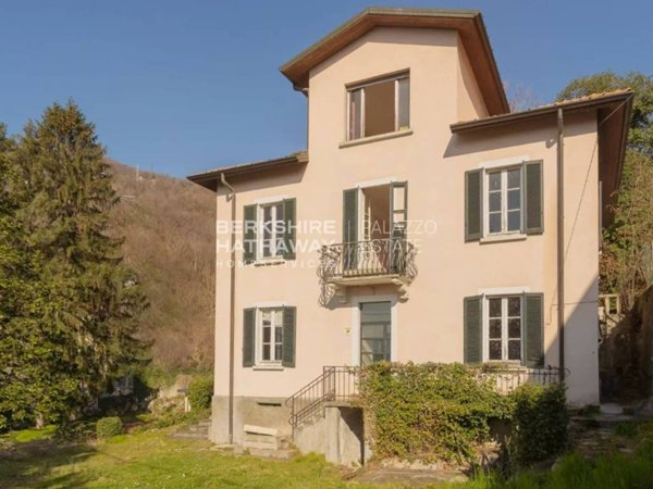 casa indipendente in vendita a Cernobbio