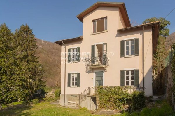 casa indipendente in vendita a Cernobbio