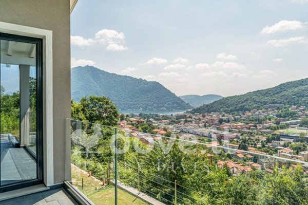 casa indipendente in vendita a Cernobbio