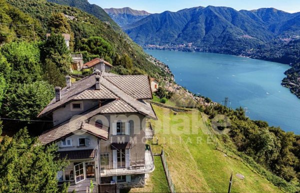 casa indipendente in vendita a Cernobbio in zona Rovenna