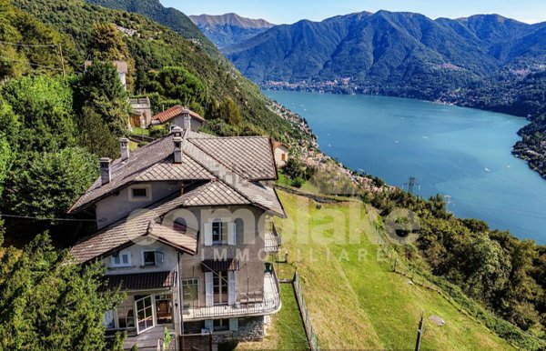 casa indipendente in vendita a Cernobbio