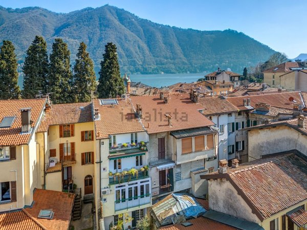 casa indipendente in vendita a Cernobbio