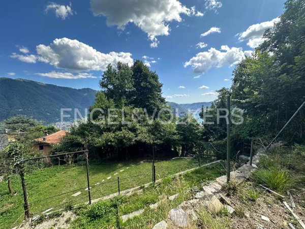 terreno edificabile in vendita a Cernobbio in zona Rovenna