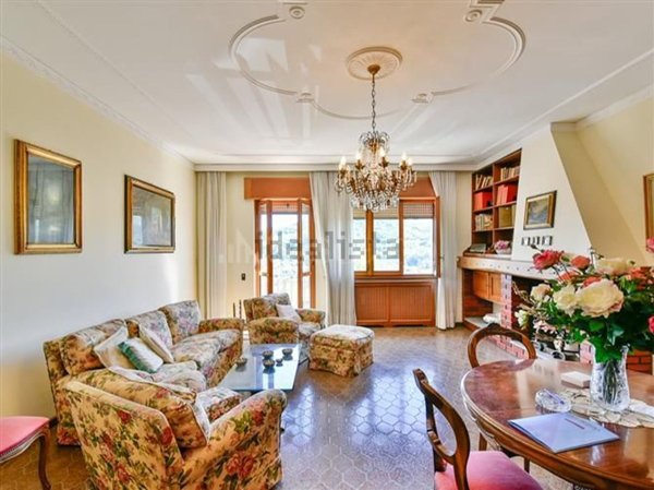 casa indipendente in vendita a Cernobbio