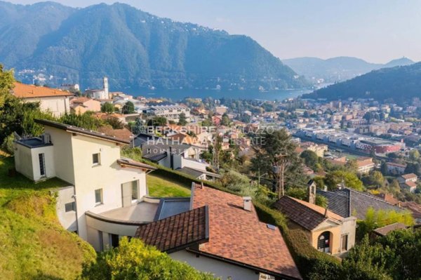 casa indipendente in vendita a Cernobbio