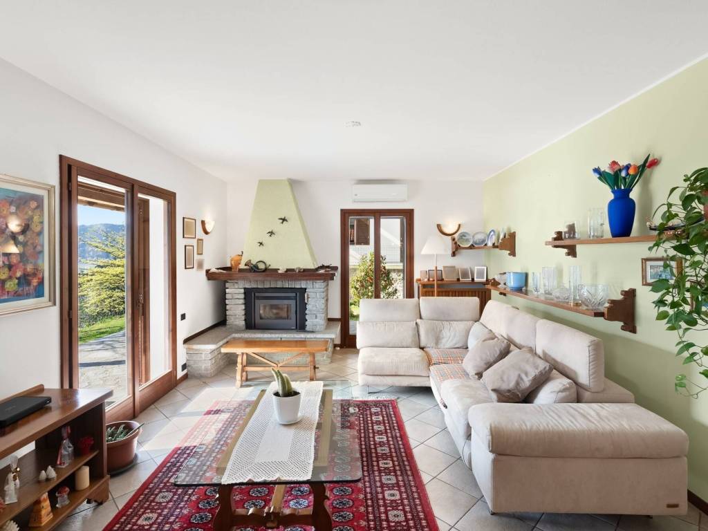 casa indipendente in vendita a Cernobbio