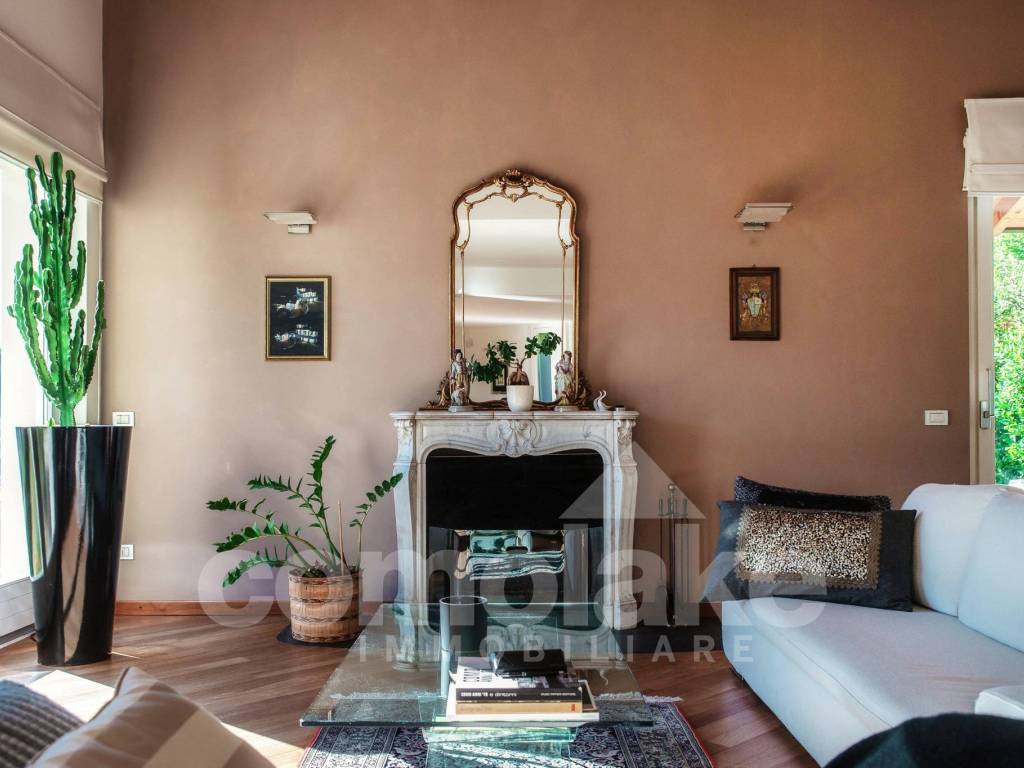 casa indipendente in vendita a Cernobbio